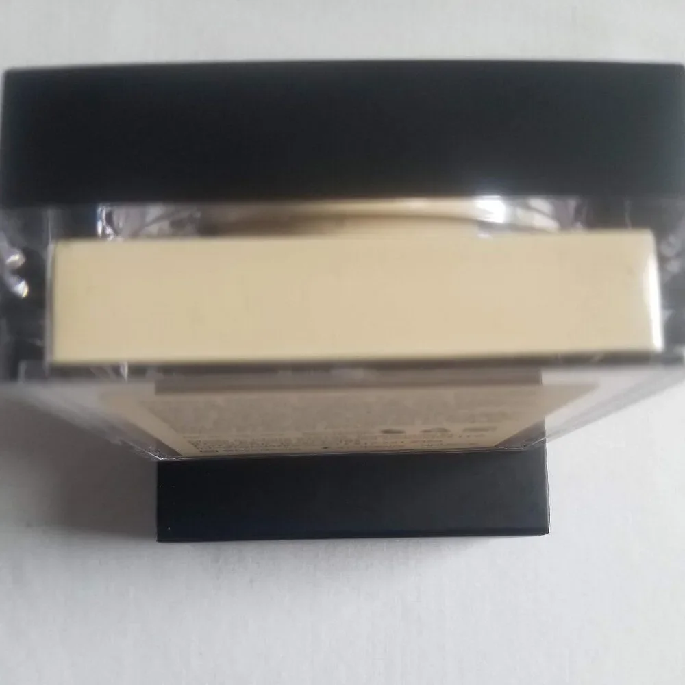 BYOD - Desire Matte Magic Loose Powder - Translucent - Picture 7 of 10
